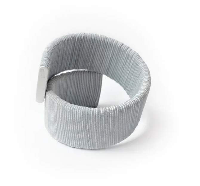 Ribbed Cuff Bracelet B002 white