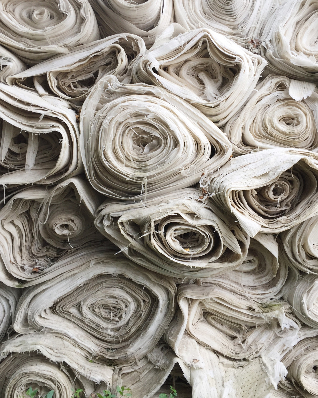 Interested in how to reduce the environmental crisis of textile waste? Present Iteration has you covered.