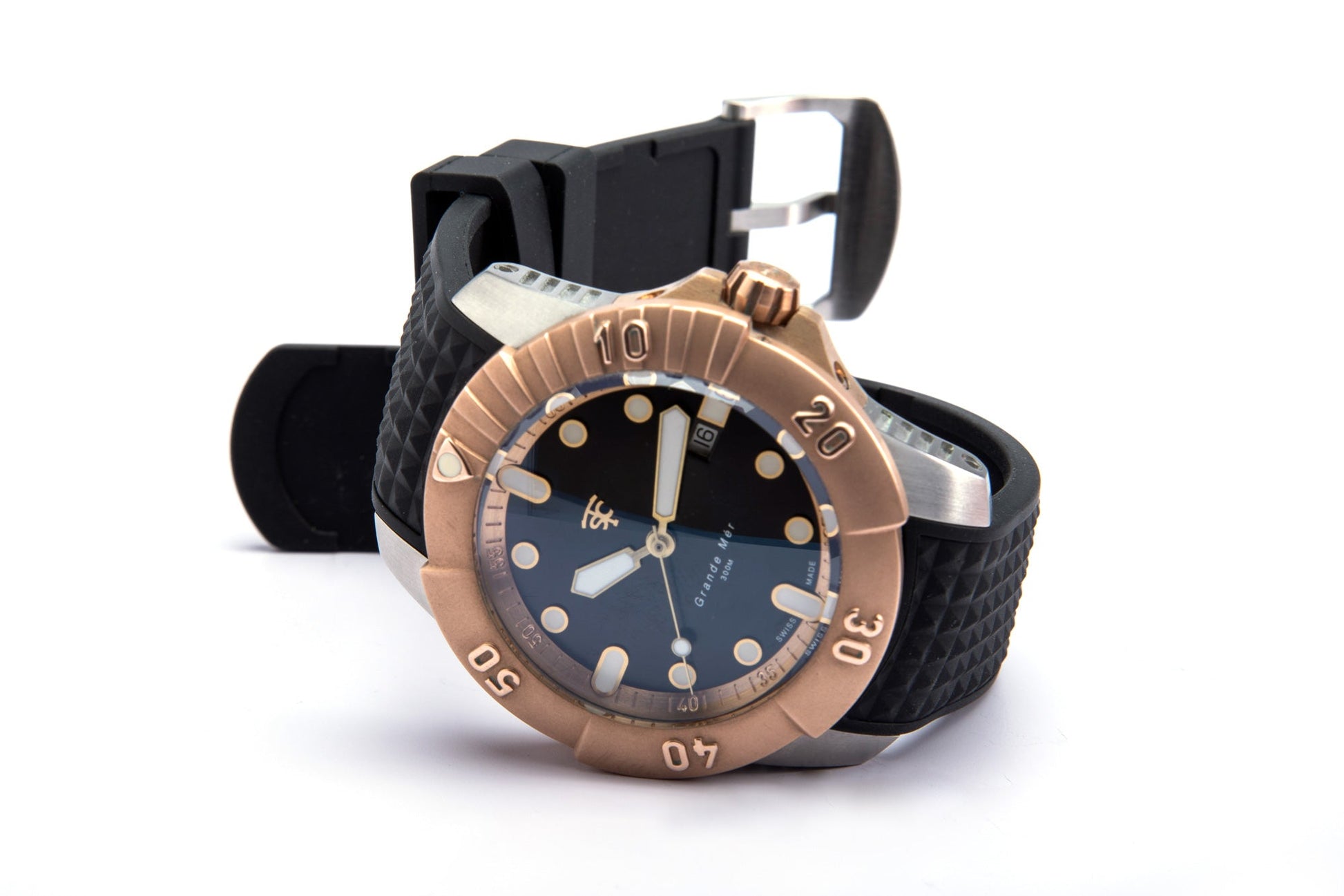 Bronze + Steel Case / Black Dial