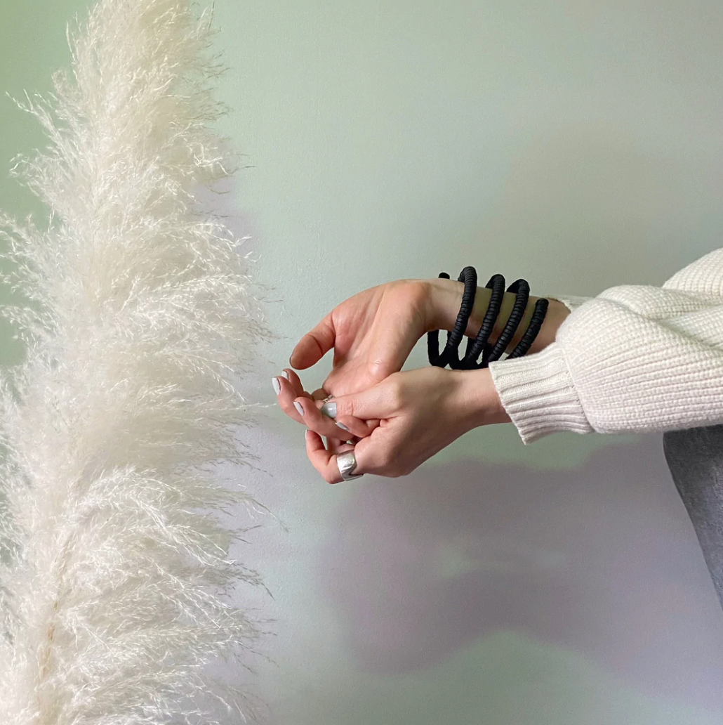 Continuous Coil Cuff Bracelet B001 black