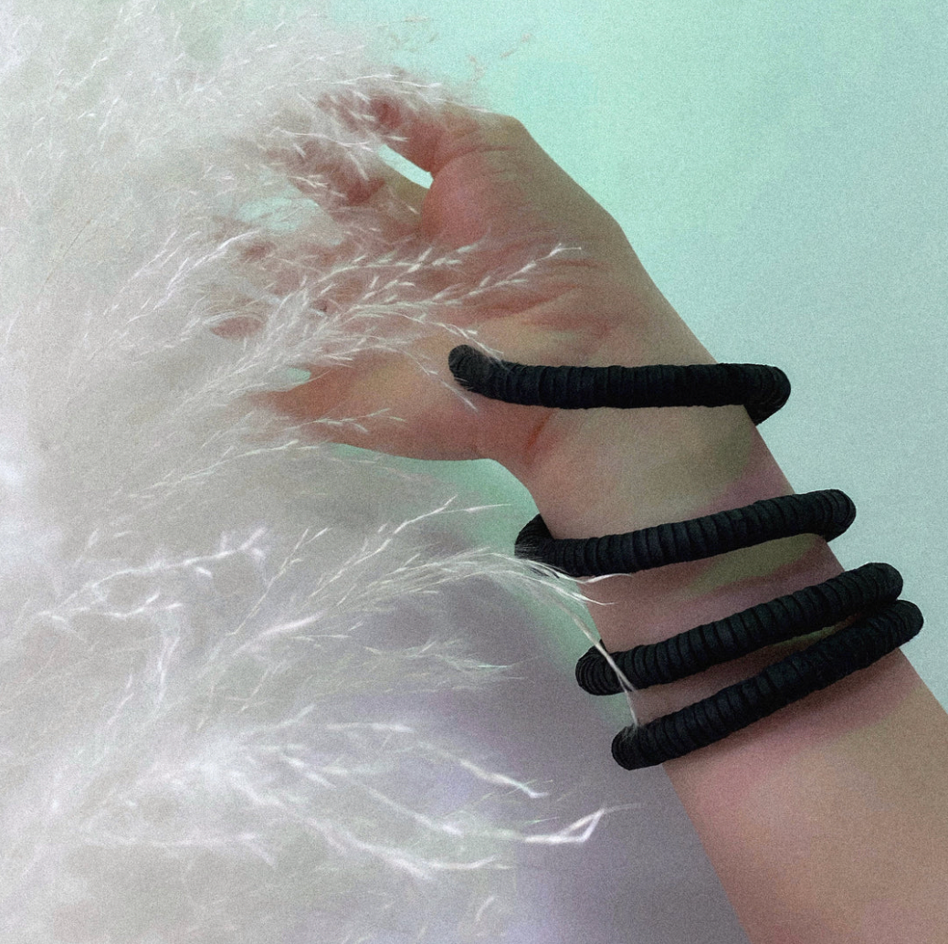 Continuous Coil Cuff Bracelet B001 black