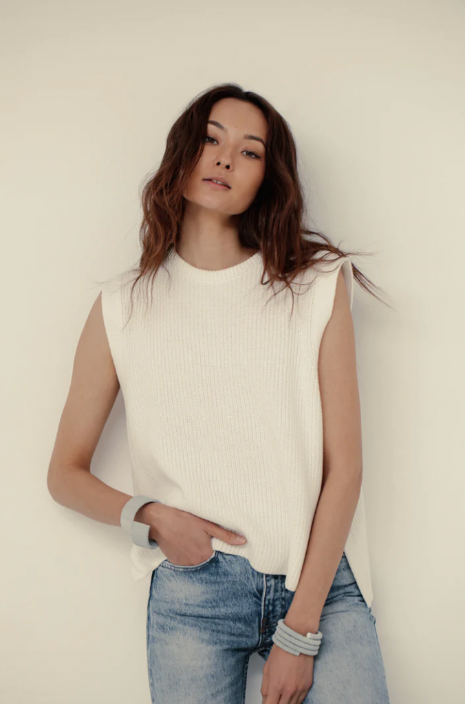 Continuous Coil Cuff Bracelet B001 white