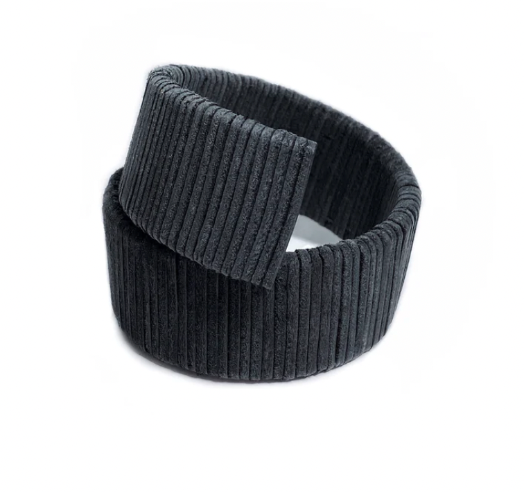 Ribbed Cuff Bracelet B002 black