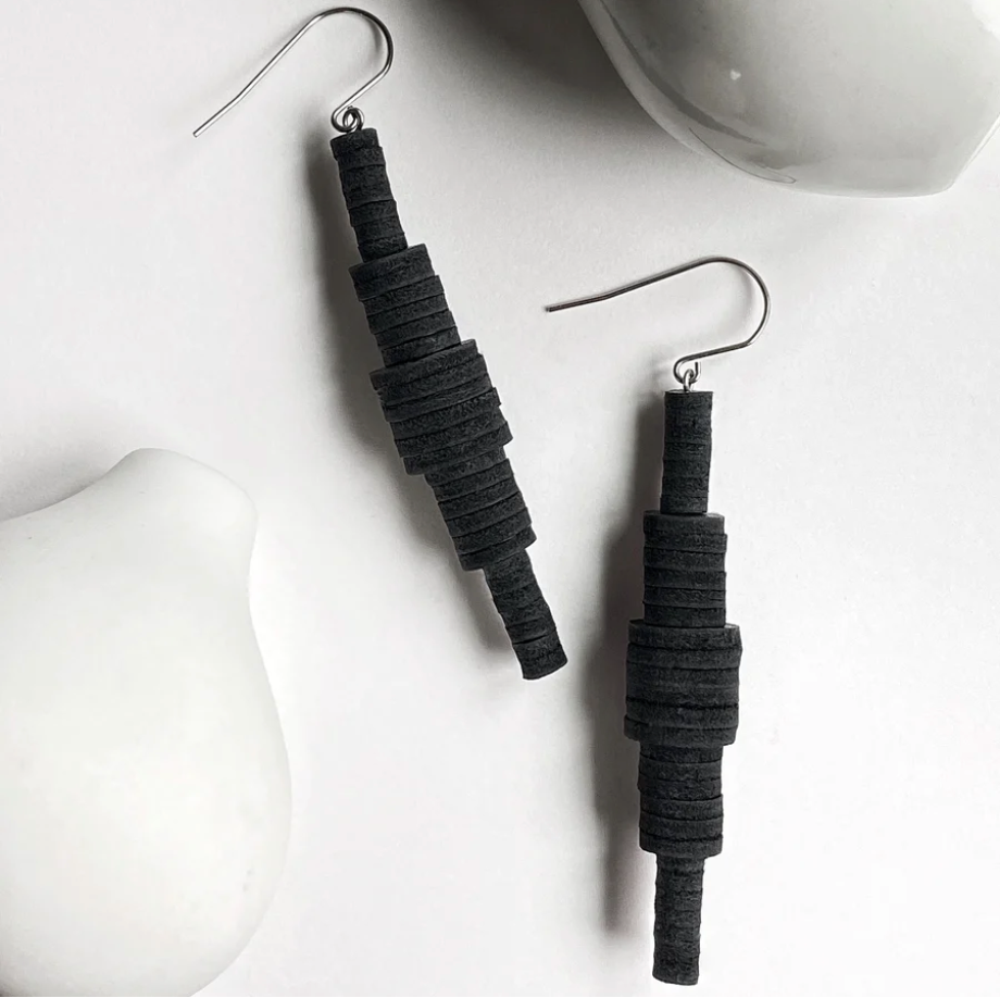 Gradient Dangle Earrings E128