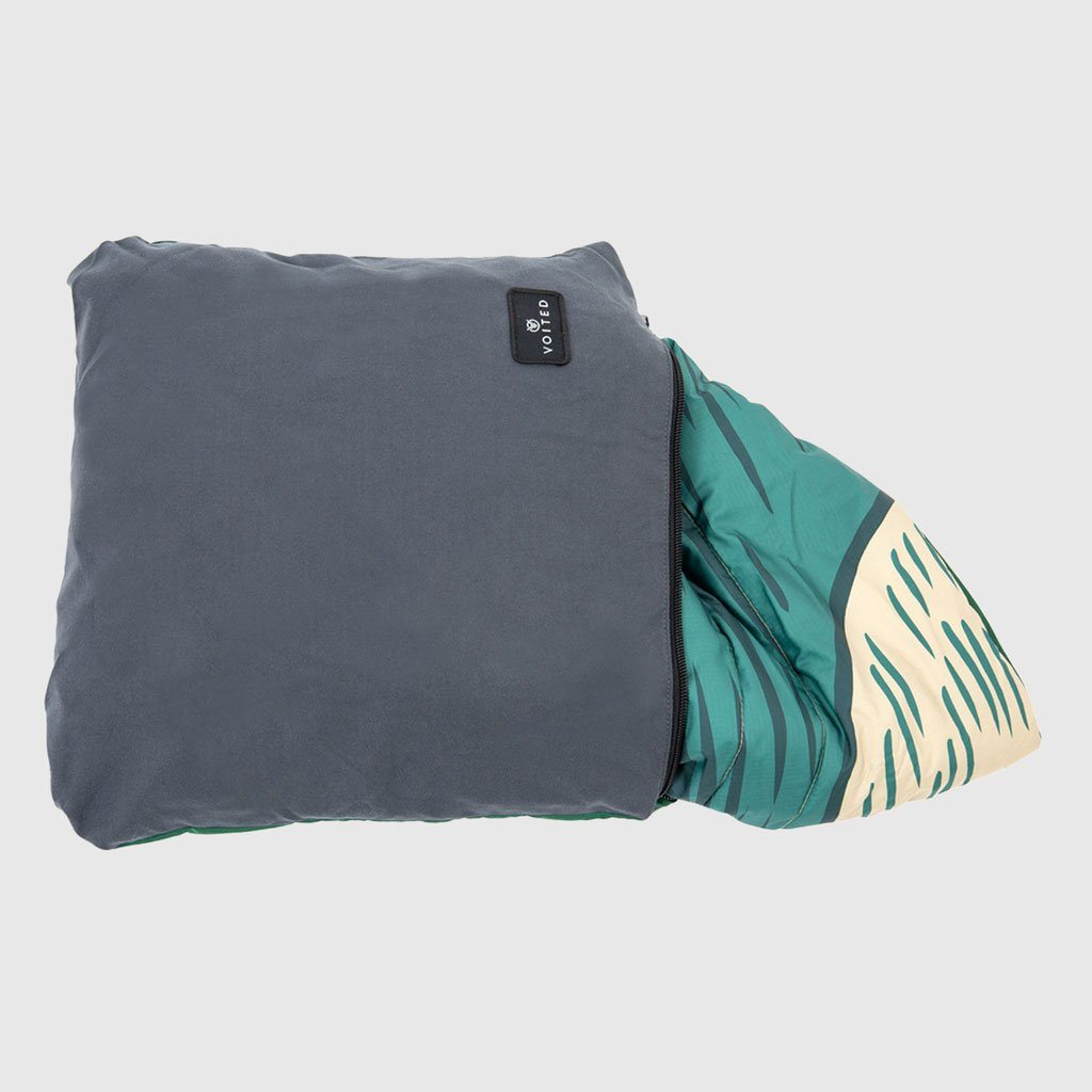 VOITED Quilted Premium Recycled Pet Blanket